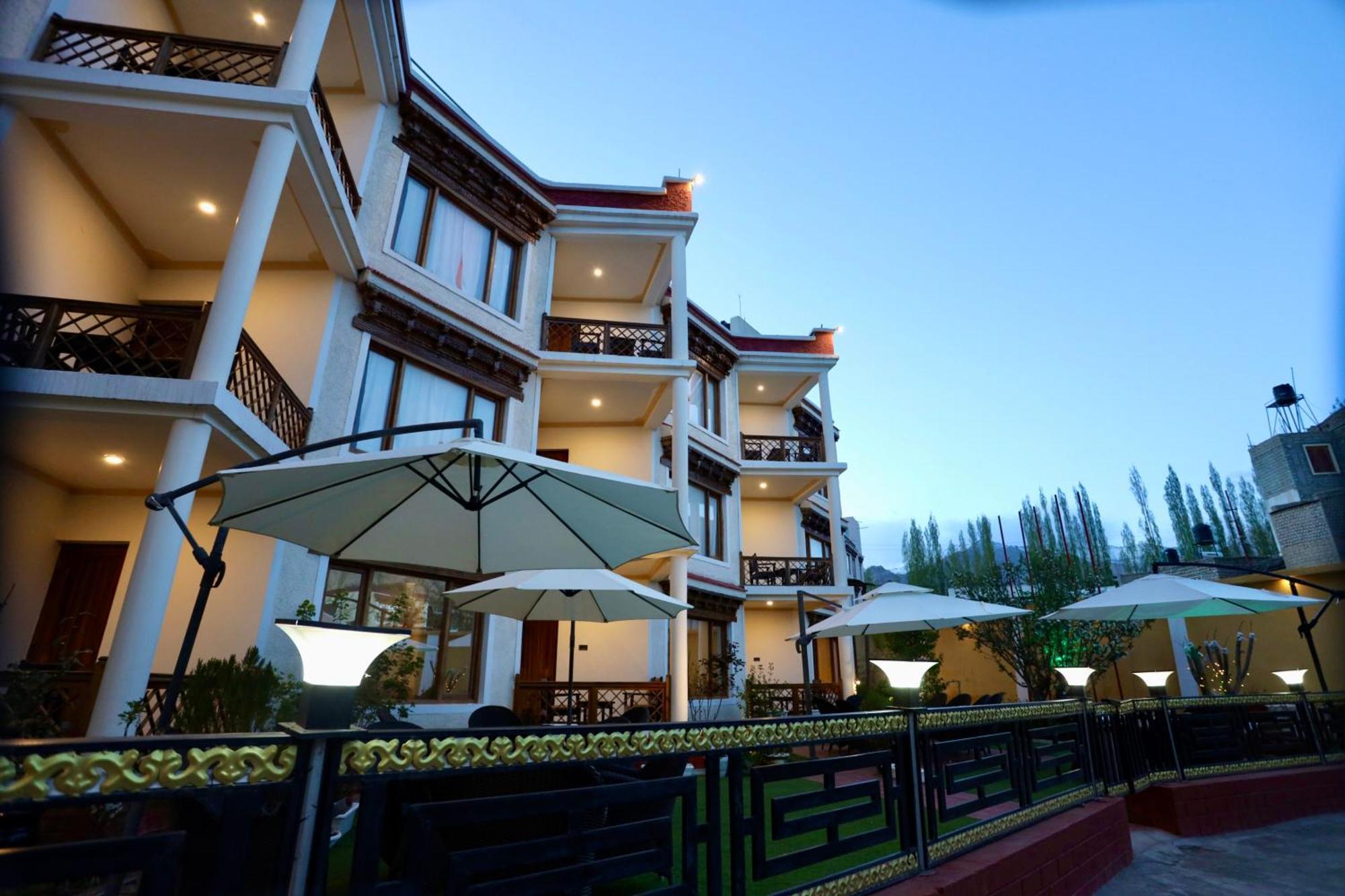 Hotel Nalanda Ladakh Leh Kültér fotó
